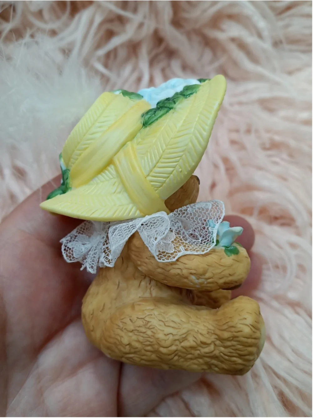Lucy Rigg Petite Chapeau Noelle Karen Yellow Hat with Blue Roses 1996 Lace Vinta